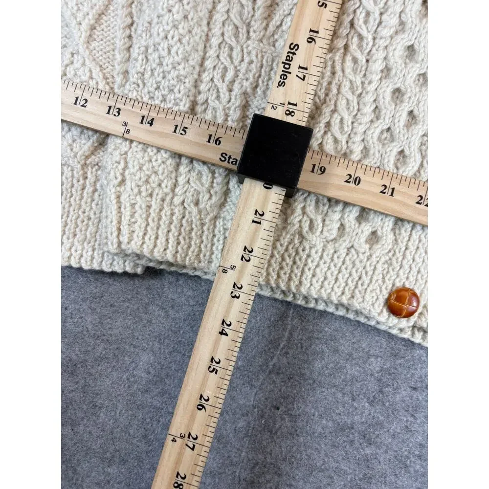 Vintage Sweater Womens Small Beige Cardigan Fisherman Chunky Knit Winter Cozy - Picture 2 of 6